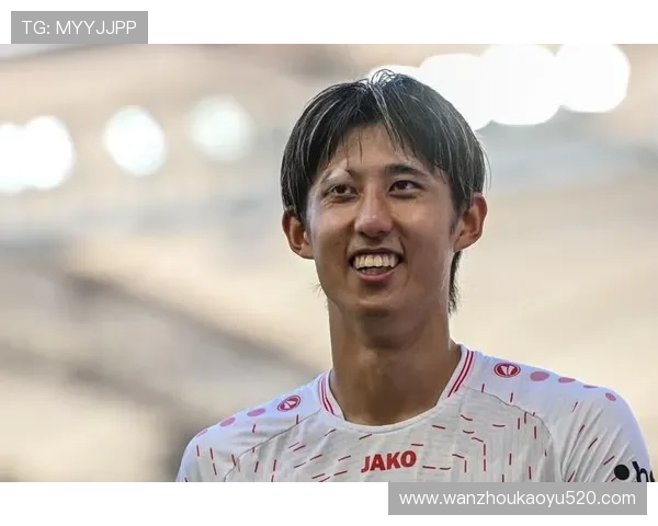 拜仁官方：26岁日本后卫伊藤洋辉右腿筋肌纤维撕裂，将暂时缺阵